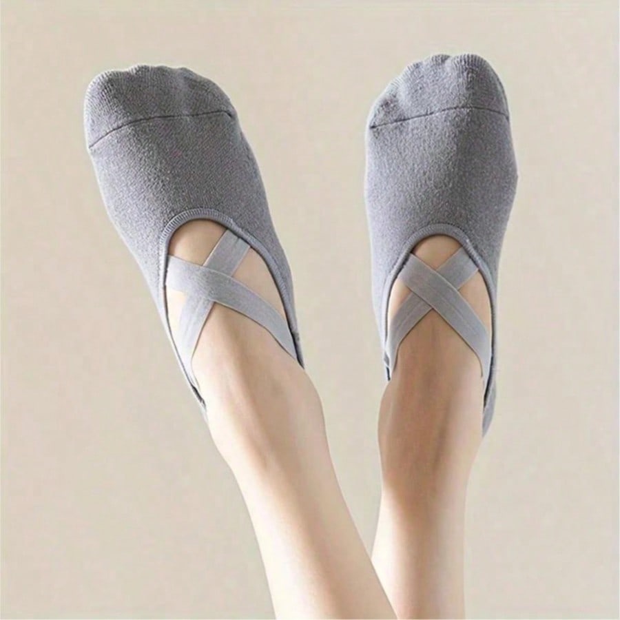 Anti-slip silicone sole yoga s - Grip Sock Yoga のレビューと価格
