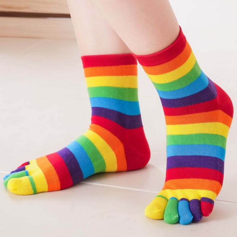 Women's Socks Rainbow Striped  - Toe Sock Split のレビューと価格