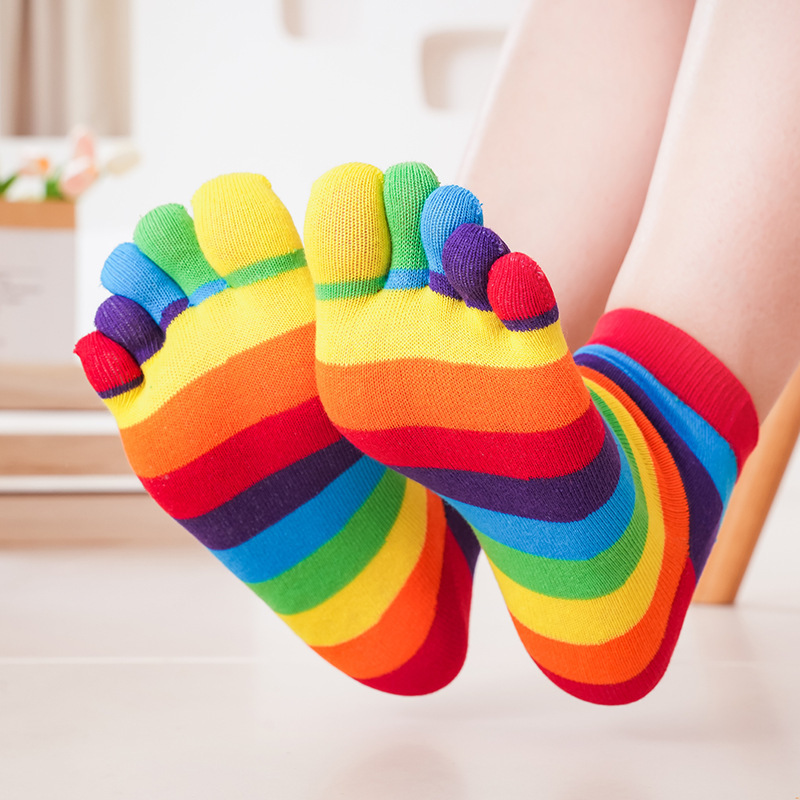Women's Socks Rainbow Striped  - Toe Sock Split のレビューと価格