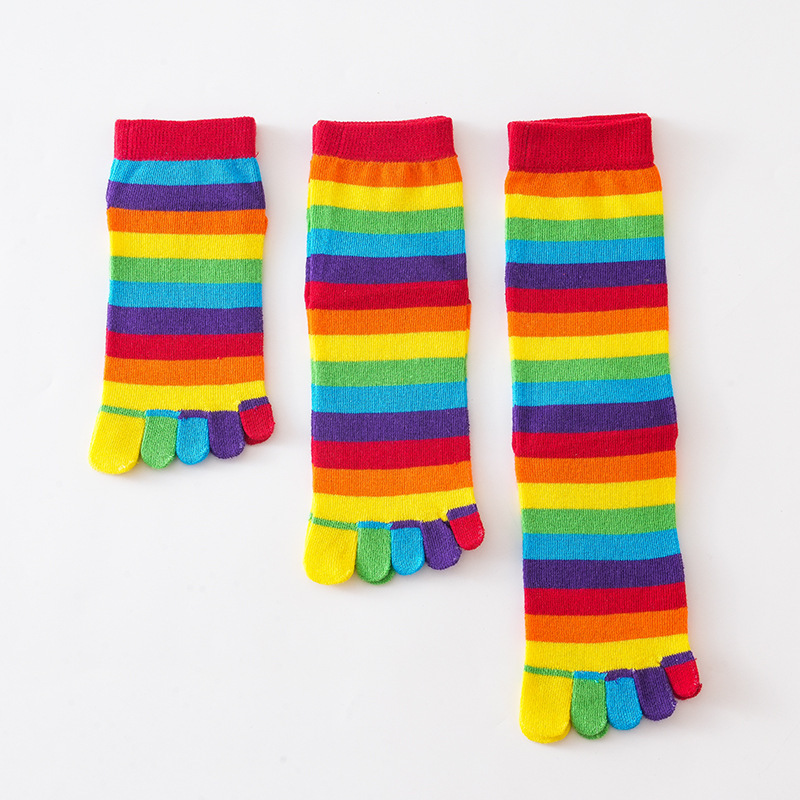 Women's Socks Rainbow Striped  - Toe Sock Split のレビューと価格