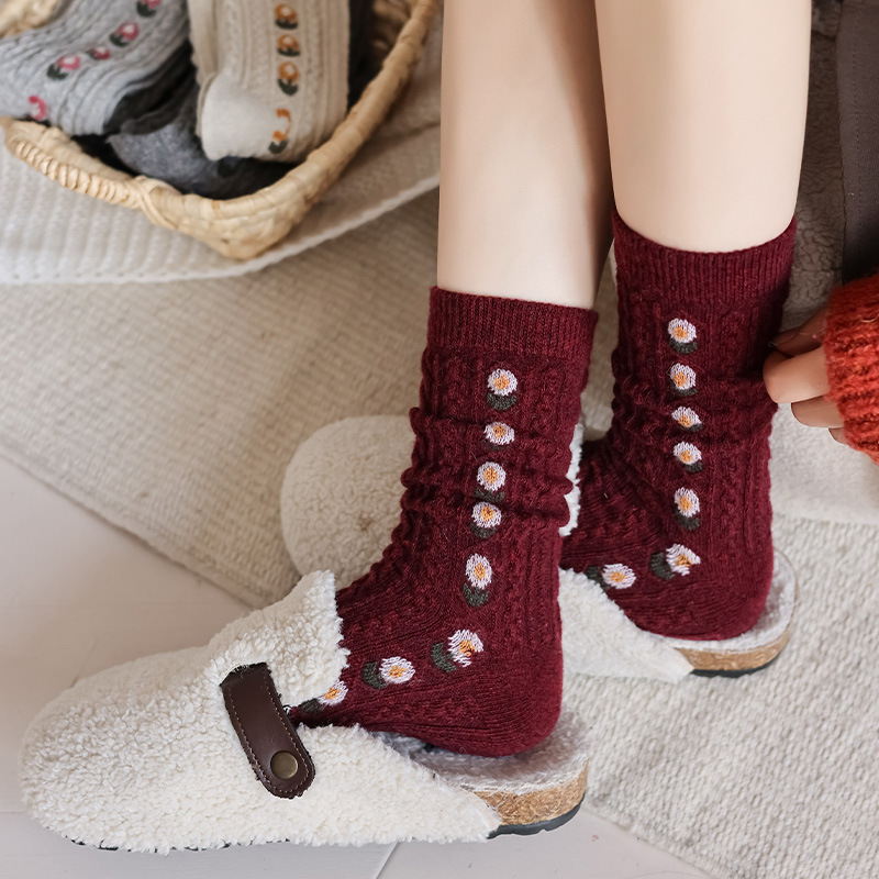 Korean Sweet Floral Wool Mid-C - Boot Sock Slouchy のレビューと価格