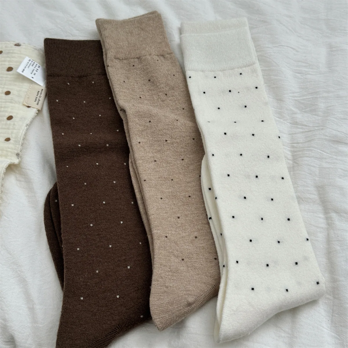 SP&CITY Winter Sweet Polka Dot - Silk Sock Bamboo のレビューと価格